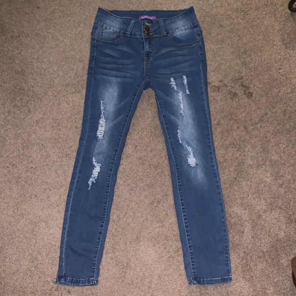Ripped Jeans In The Brand Bamboo Jeans 